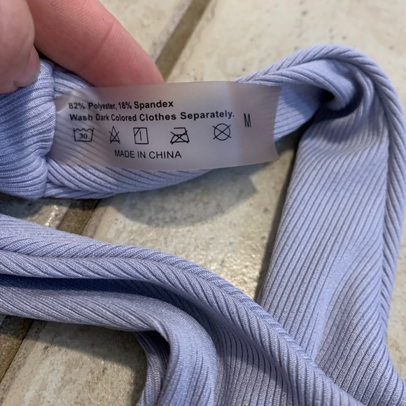 💛 Elegant Lilac Bikini Set Size M - Picture 2 of 7